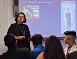 Georgia Martinez (SAC Health System) presents to MHPP students