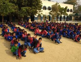Schoolchildren in India Schoolchildren in India